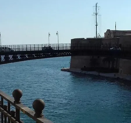 Bed & Breakfast Mar Piccolo Via Galeso Taranto